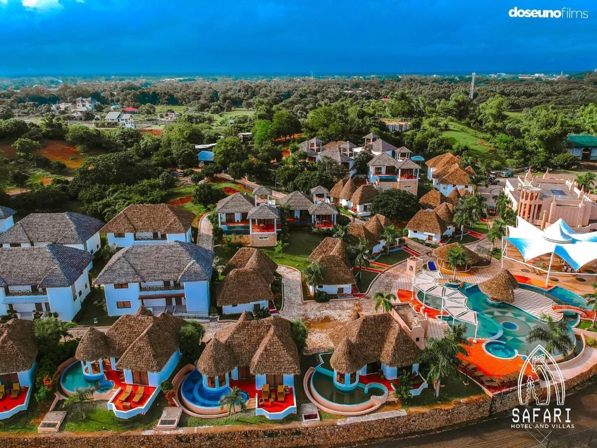 Safari Hotel And Villas Powered By Cocotel Bulala Exterior photo